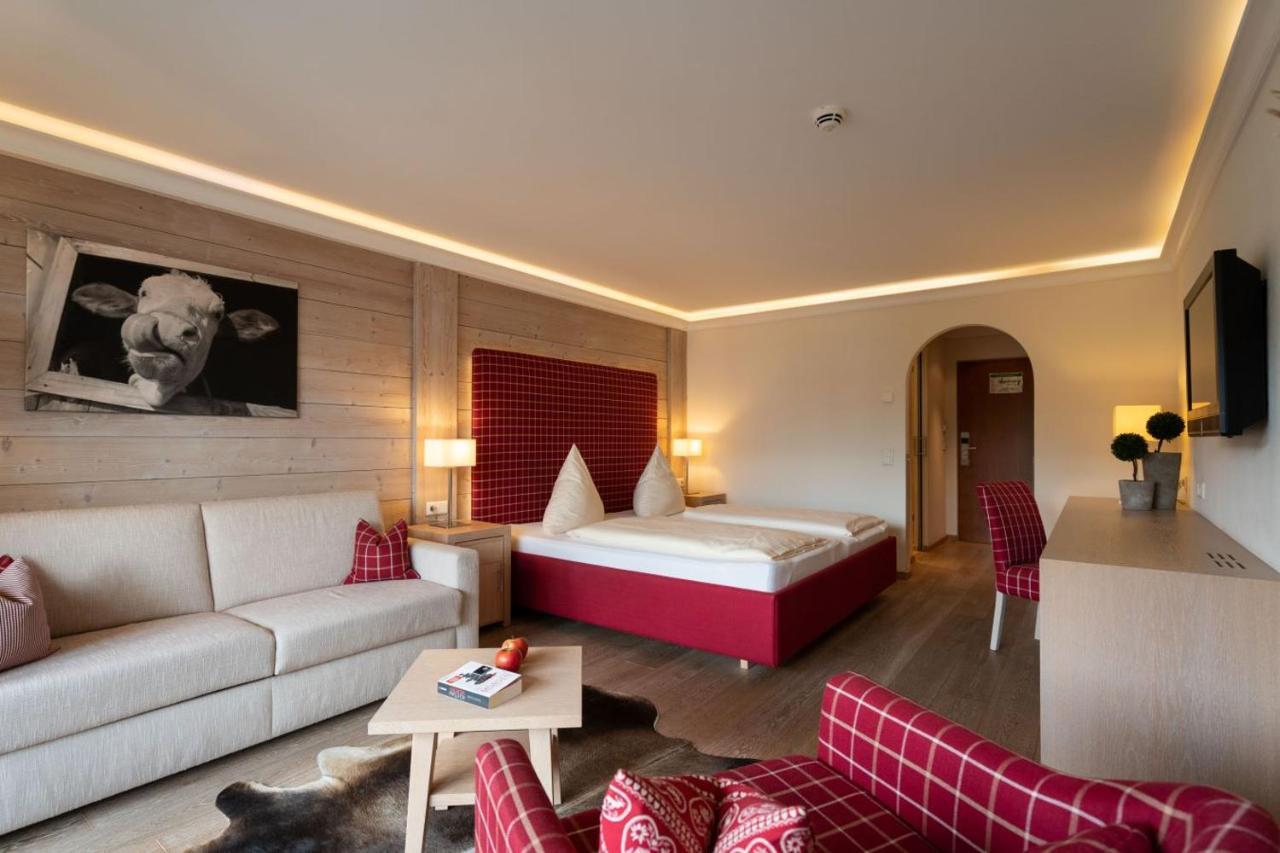 Hotel Gasthof Alte Post Holzkirchen Holzkirchen  Buitenkant foto