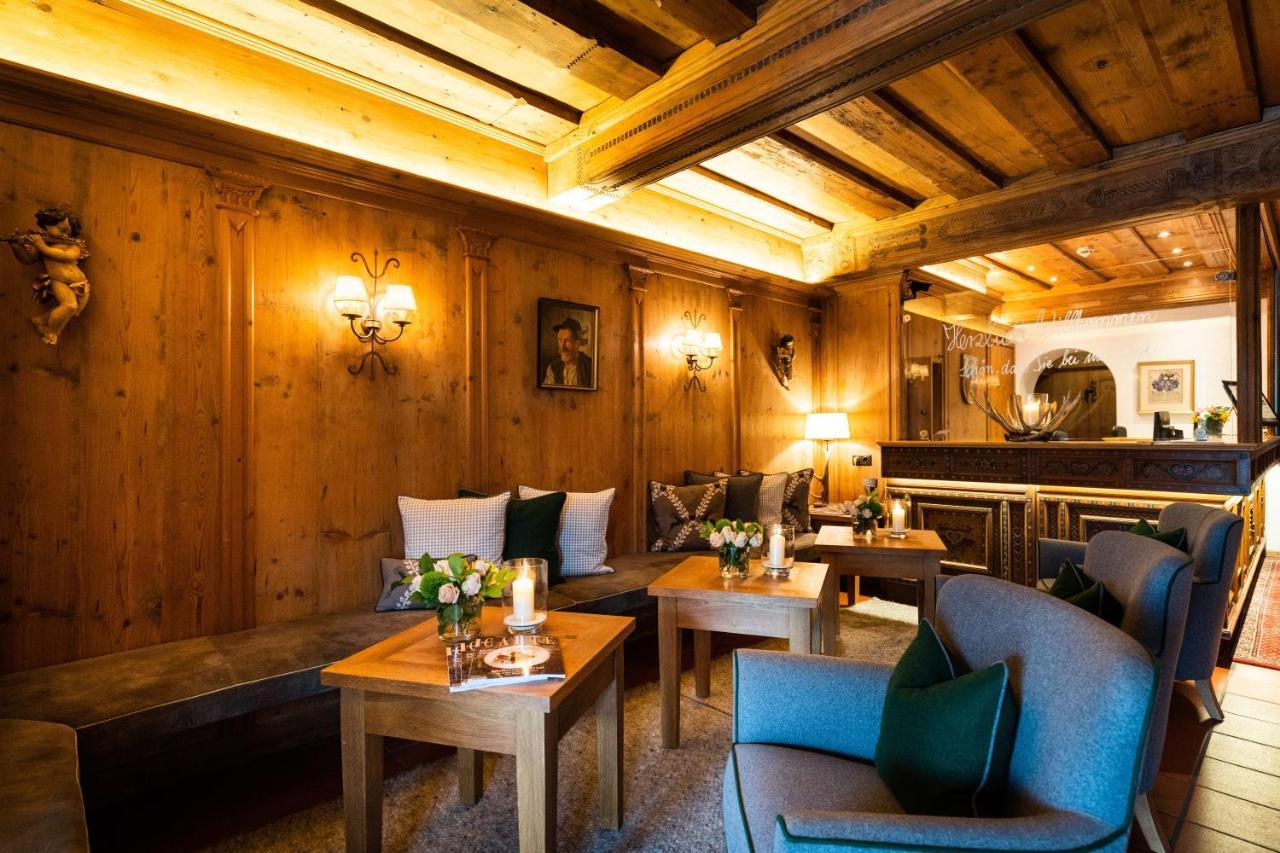Hotel Gasthof Alte Post Holzkirchen Holzkirchen  Buitenkant foto