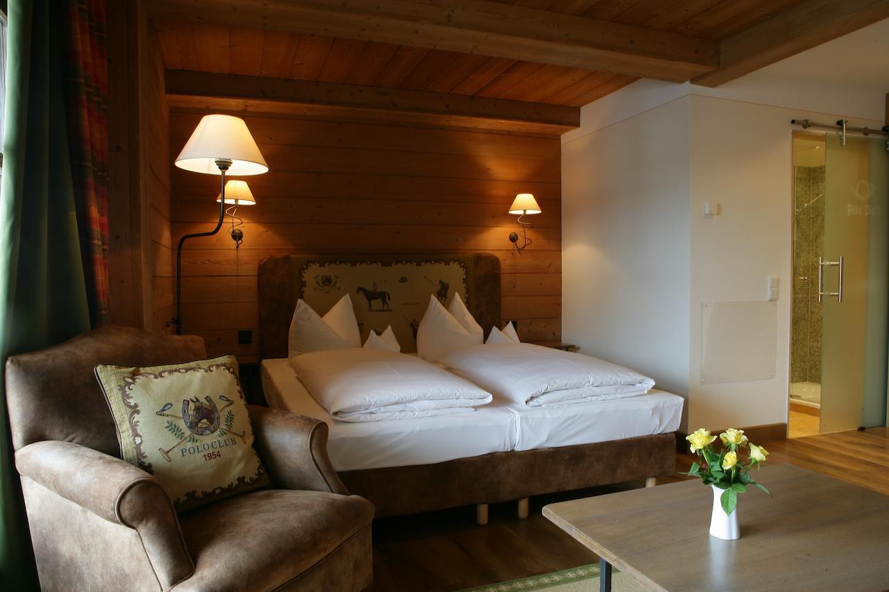 Hotel Gasthof Alte Post Holzkirchen Holzkirchen  Kamer foto